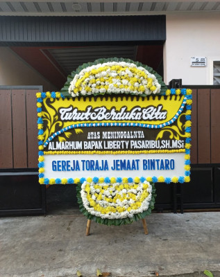 Papan Bunga Duka di Bungo Tanjung